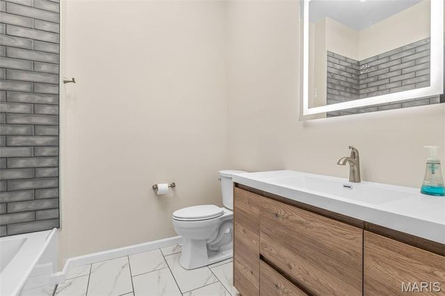 4669 Quail Run Road, Farmington, MO 63640