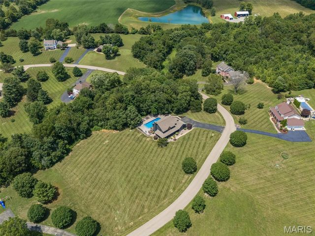 4669 Quail Run Road, Farmington, MO 63640
