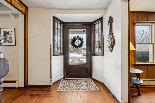 82 Vernon Avenue, East Norwich, NY 11732