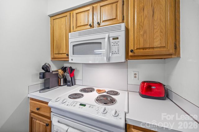 5003 Sharon Road K, Charlotte, NC 28210