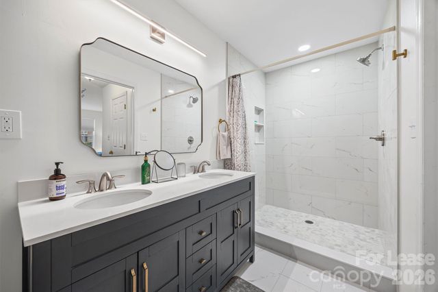 5003 Sharon Road K, Charlotte, NC 28210