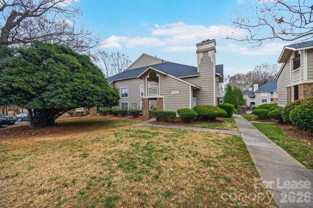 5003 Sharon Road K, Charlotte, NC 28210