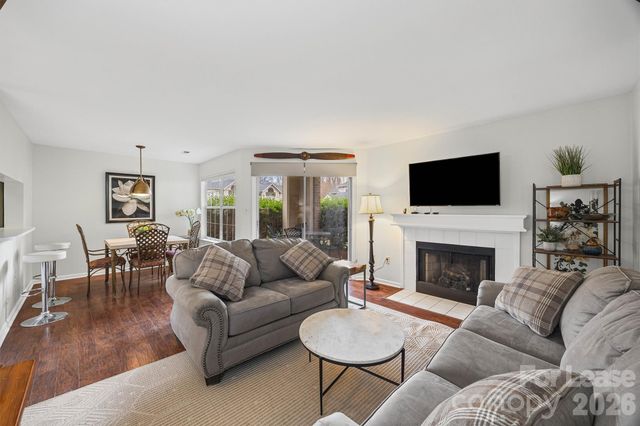 5003 Sharon Road K, Charlotte, NC 28210