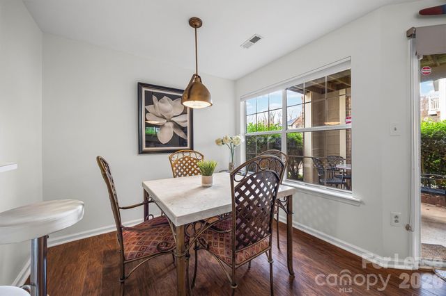 5003 Sharon Road K, Charlotte, NC 28210