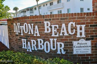 3009 N Halifax Avenue # 33, Daytona Beach, FL 32118