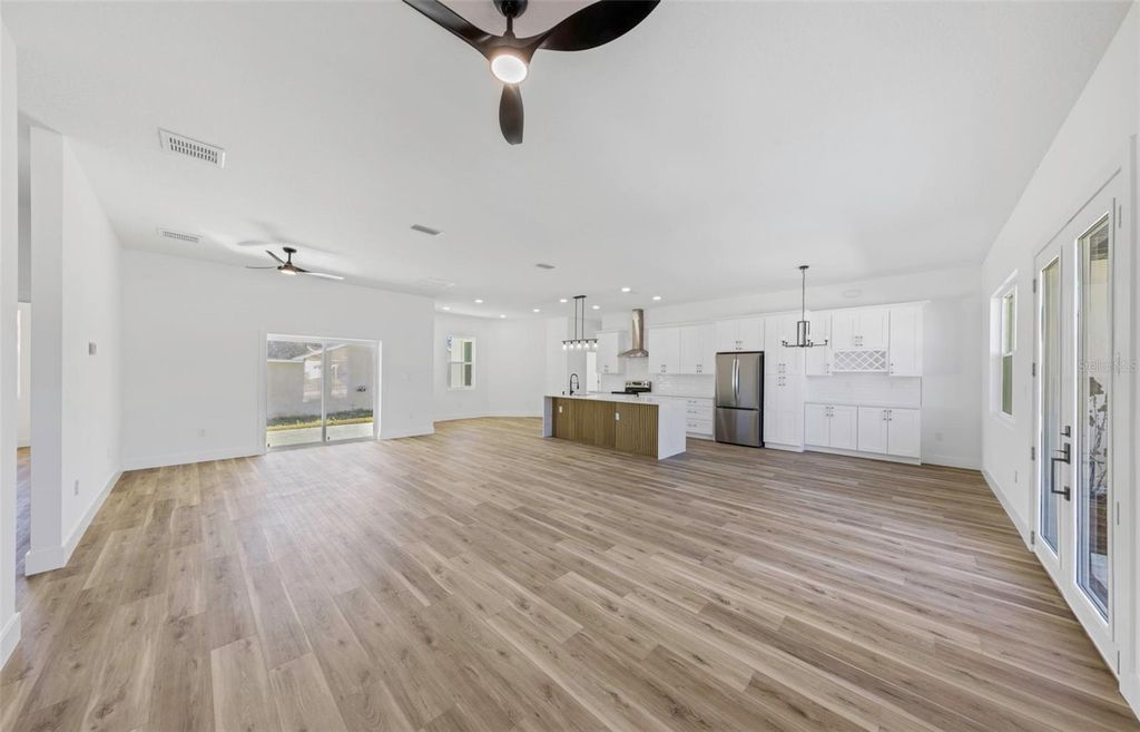 Image 14 of property listing at 18850 GREEN PARK ROAD, Hudson, FL 34667