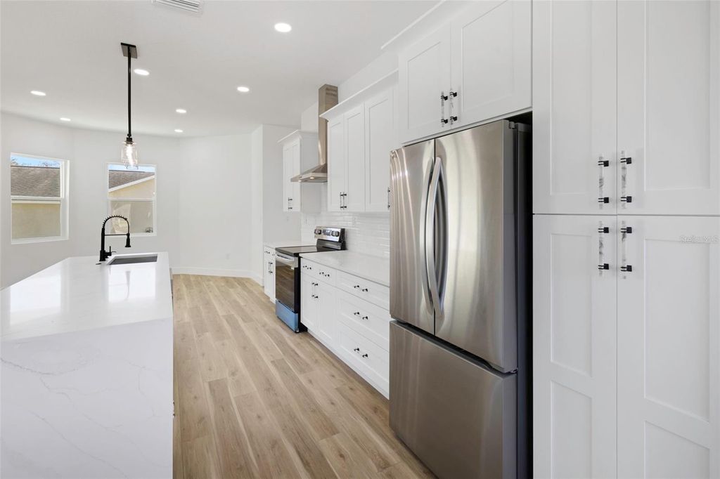 Image 22 of property listing at 18850 GREEN PARK ROAD, Hudson, FL 34667