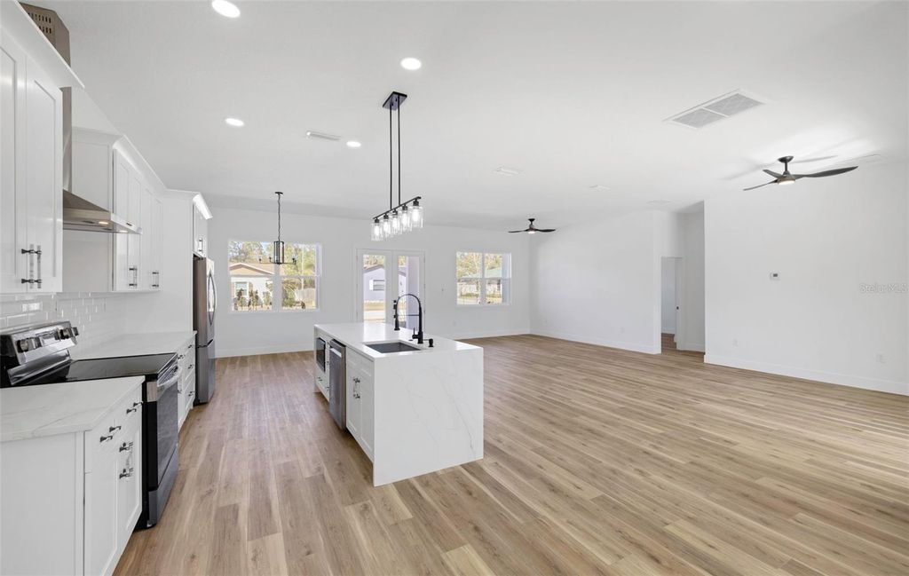 Image 26 of property listing at 18850 GREEN PARK ROAD, Hudson, FL 34667