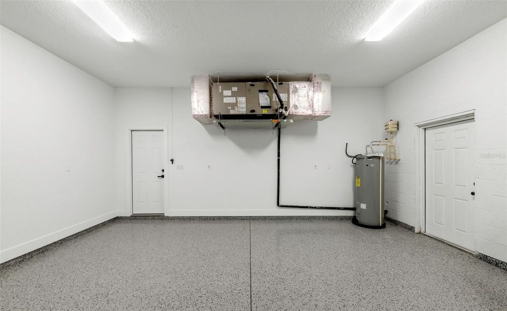 Image 35 of property listing at 18850 GREEN PARK ROAD, Hudson, FL 34667