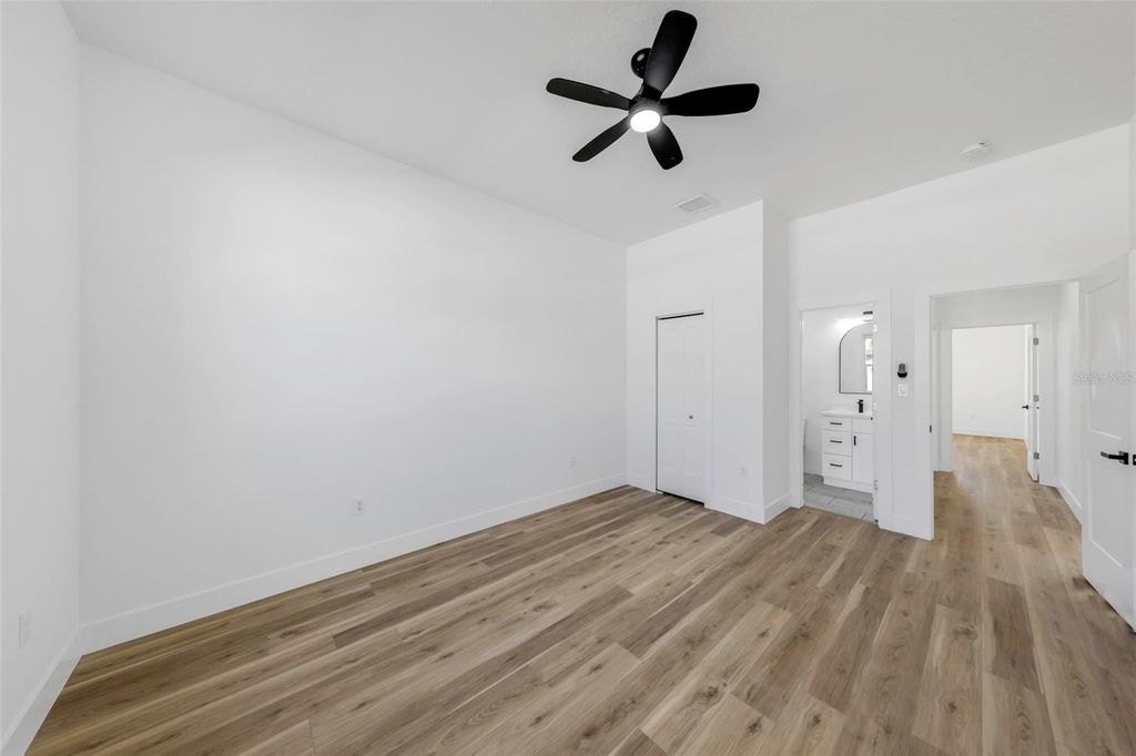 Image 38 of property listing at 18850 GREEN PARK ROAD, Hudson, FL 34667