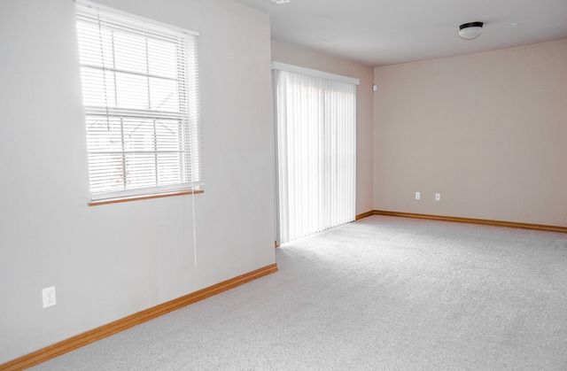 2869 W Hillshire Drive, Fayetteville, AR 72704