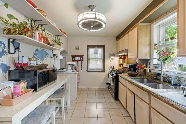 5050 S Lavergne Avenue, Chicago, IL 60638