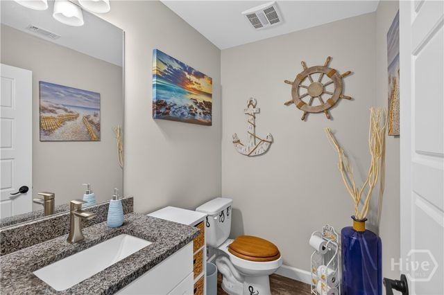 3755 Old Macon Darien Road SE, Ludowici, GA 31316