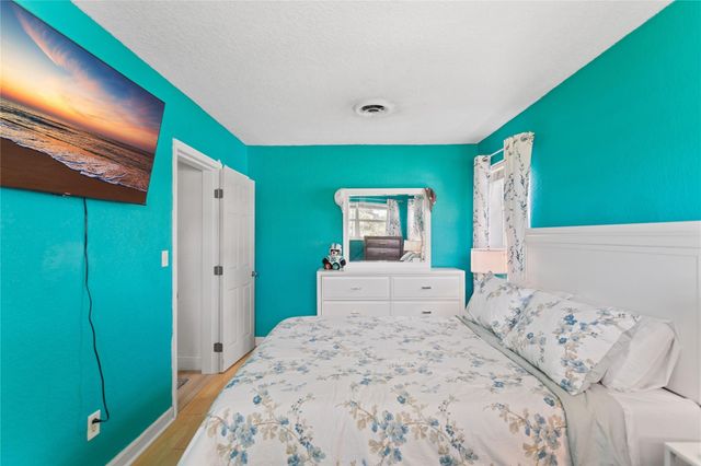 6881 Douglas Street, Hollywood, FL 33024