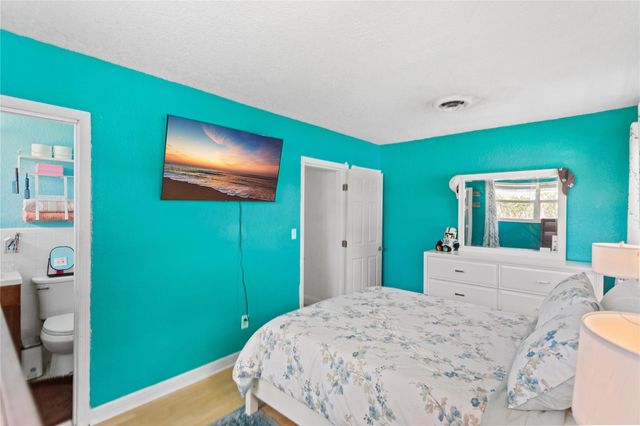 6881 Douglas Street, Hollywood, FL 33024