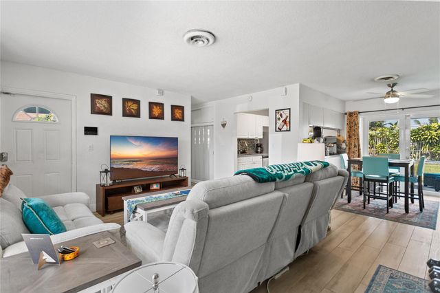 6881 Douglas Street, Hollywood, FL 33024