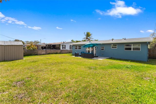 6881 Douglas Street, Hollywood, FL 33024