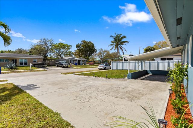 6881 Douglas Street, Hollywood, FL 33024