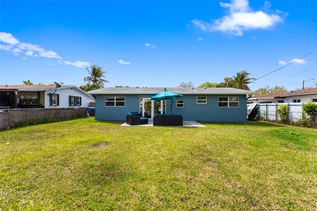 6881 Douglas Street, Hollywood, FL 33024