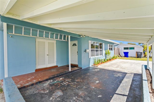 6881 Douglas Street, Hollywood, FL 33024