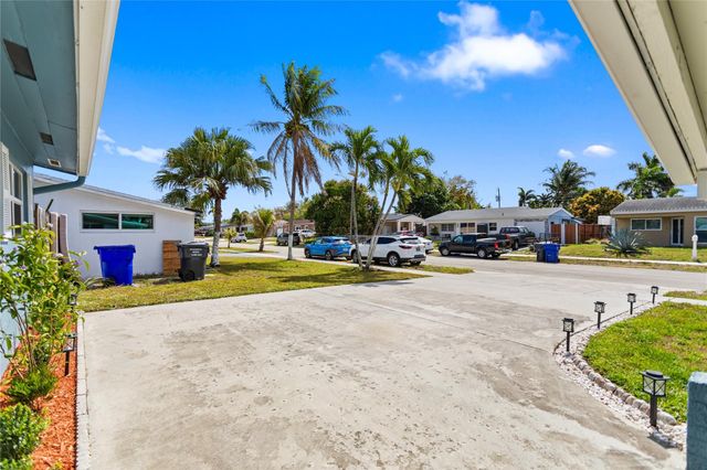 6881 Douglas Street, Hollywood, FL 33024