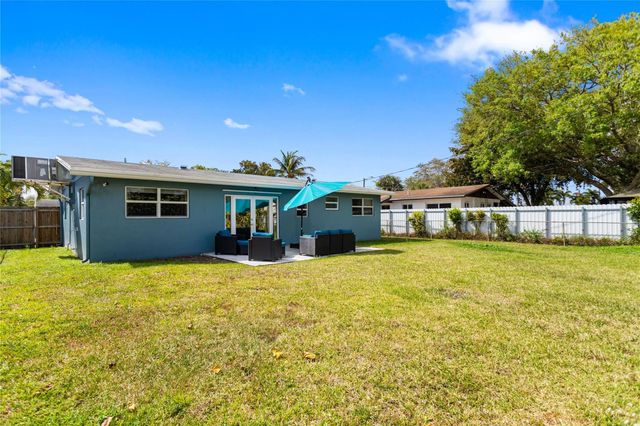 6881 Douglas Street, Hollywood, FL 33024