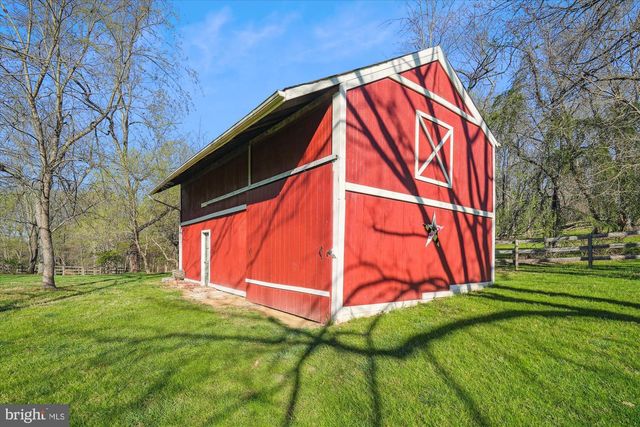 10111 DAVIS AVE, Woodstock, MD 21163