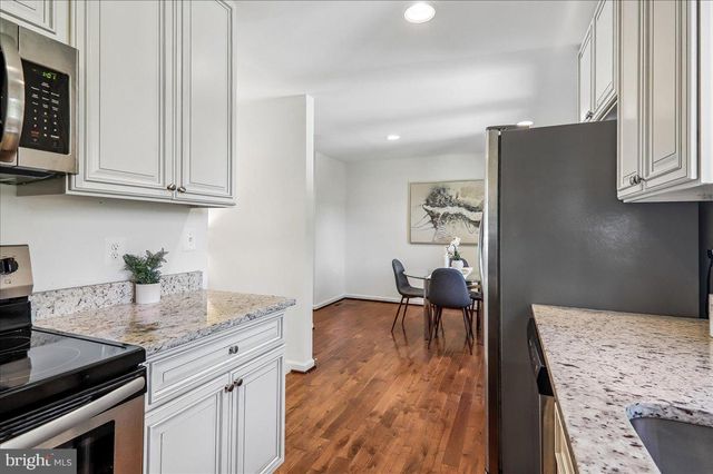 9235 HUMMINGBIRD TER, Gaithersburg, MD 20879