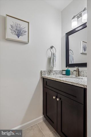 9235 HUMMINGBIRD TER, Gaithersburg, MD 20879