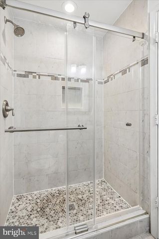 9235 HUMMINGBIRD TER, Gaithersburg, MD 20879