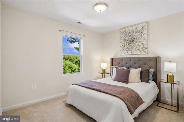 9235 HUMMINGBIRD TER, Gaithersburg, MD 20879