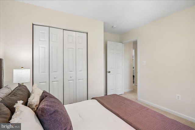 9235 HUMMINGBIRD TER, Gaithersburg, MD 20879