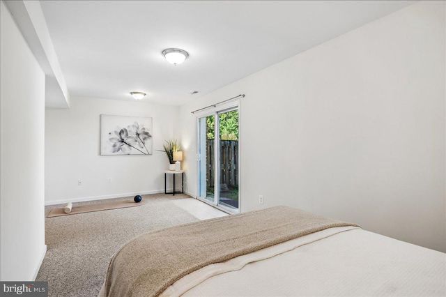 9235 HUMMINGBIRD TER, Gaithersburg, MD 20879