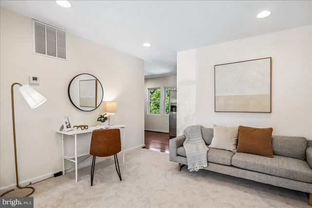 9235 HUMMINGBIRD TER, Gaithersburg, MD 20879