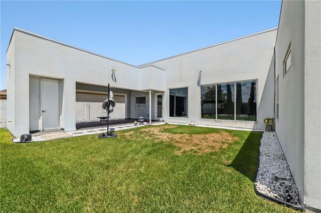 4815 Juno Drive, Edinburg, TX 78539