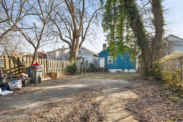 2219 W Oak St, Louisville, KY 40210