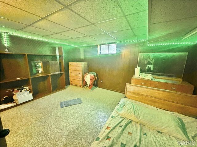 7012 N Hanley Road, Hazelwood, MO 63042