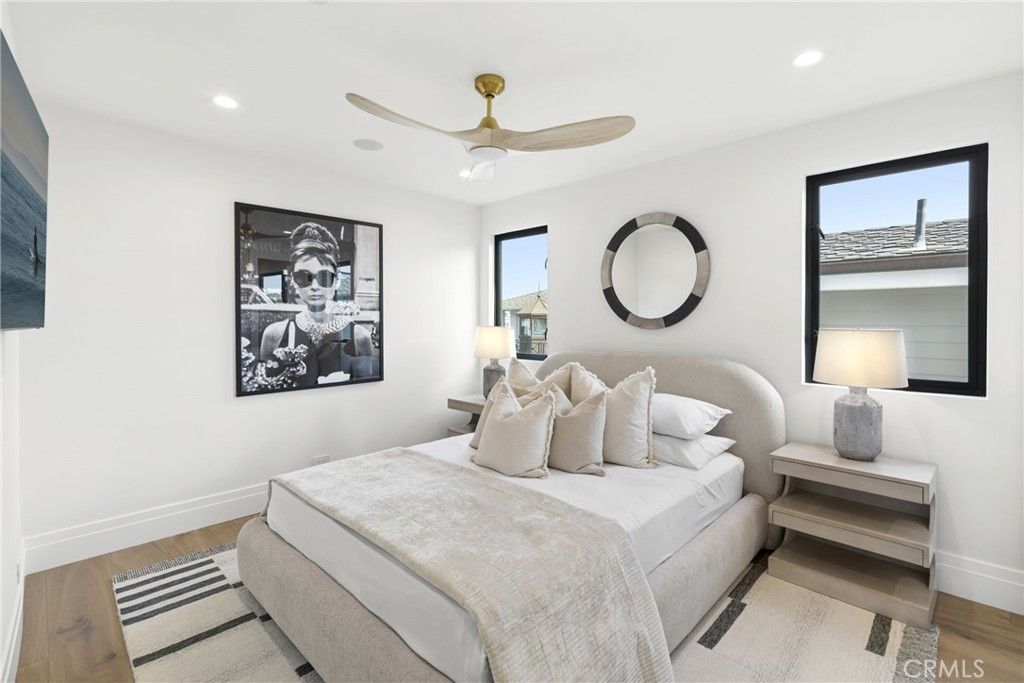 Image 27 of property listing at 113 Grand Canal, Newport Beach, CA 92662