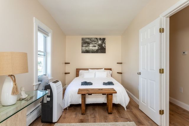 5 Everett Ct Apt 2B, Boston, MA 02128