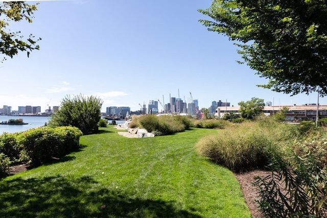 5 Everett Ct Apt 2B, Boston, MA 02128