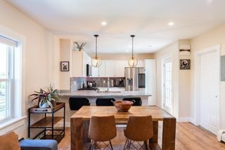 5 Everett Ct Apt 2B, Boston, MA 02128