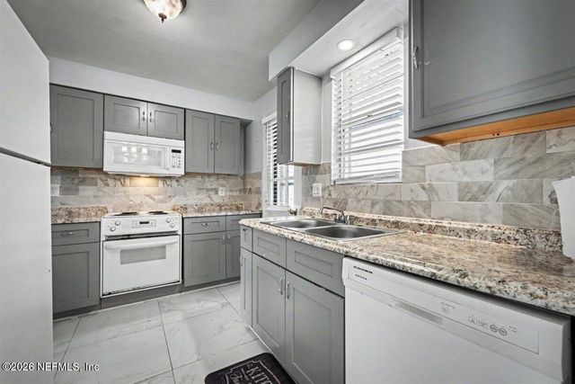 1540 EL PRADO Road 4, Jacksonville, FL 32216