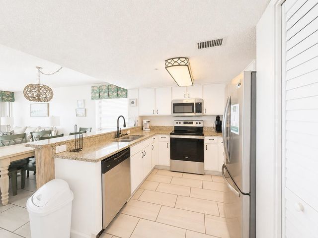 501 S Ocean Blvd Unit 806, North Myrtle Beach, SC 29582