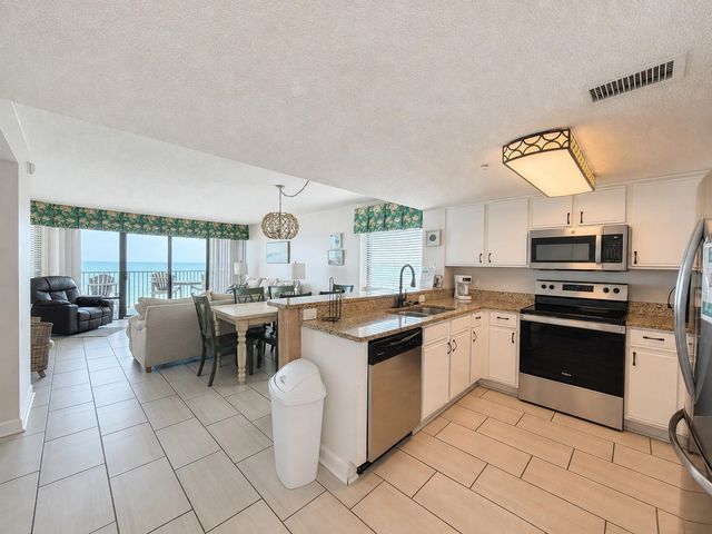 501 S Ocean Blvd Unit 806, North Myrtle Beach, SC 29582