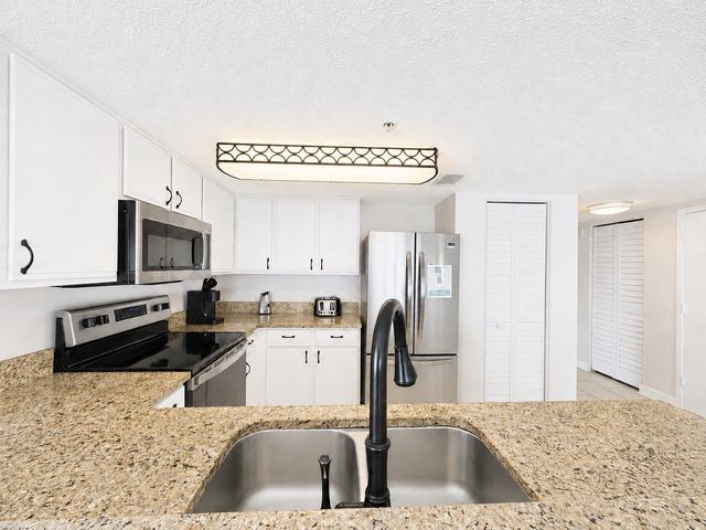 501 S Ocean Blvd Unit 806, North Myrtle Beach, SC 29582