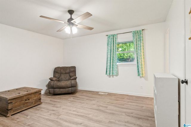 5602 N HIGHWAY 69, Northport, AL 35473