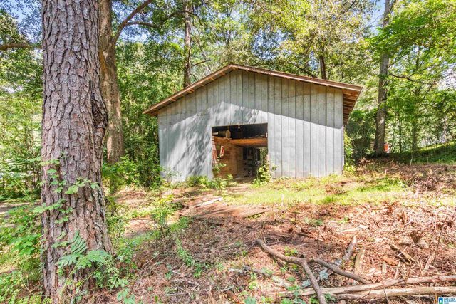 5602 N HIGHWAY 69, Northport, AL 35473