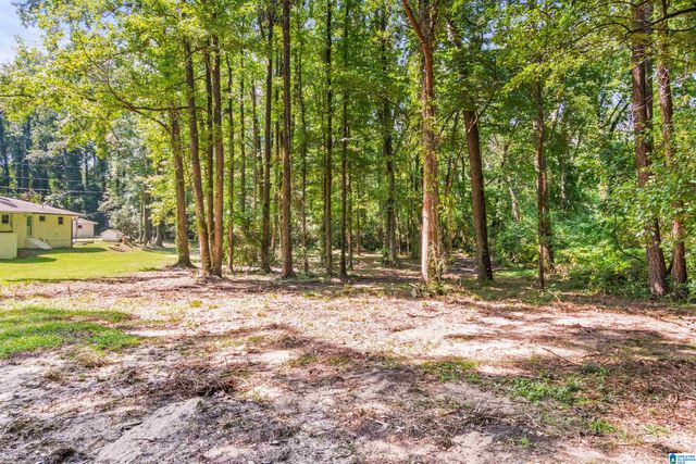 5602 N HIGHWAY 69, Northport, AL 35473