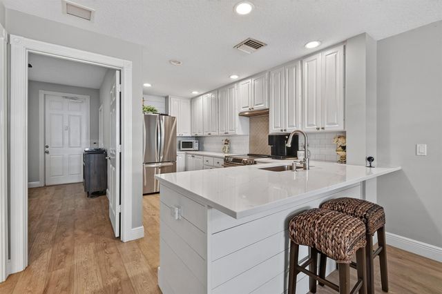 191 Soriano Drive, Jupiter, FL 33458