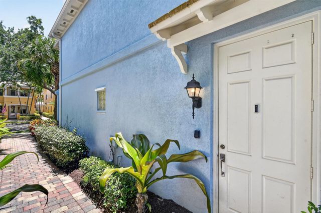 191 Soriano Drive, Jupiter, FL 33458